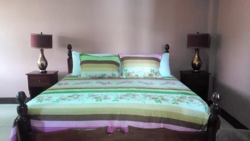 Hotel Tropik Leadonna Montego Bay Extérieur photo