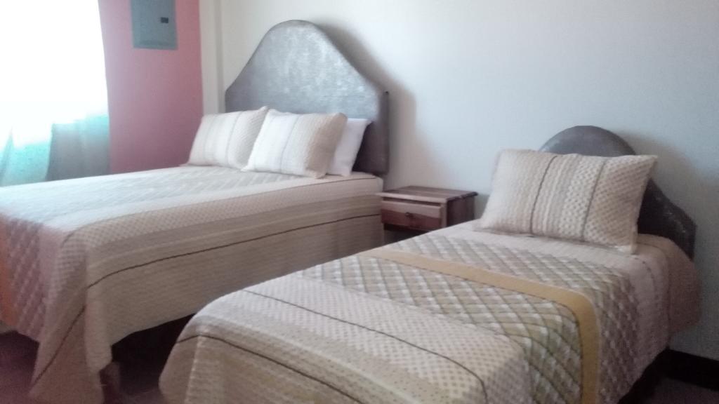 Hotel Tropik Leadonna Montego Bay Extérieur photo