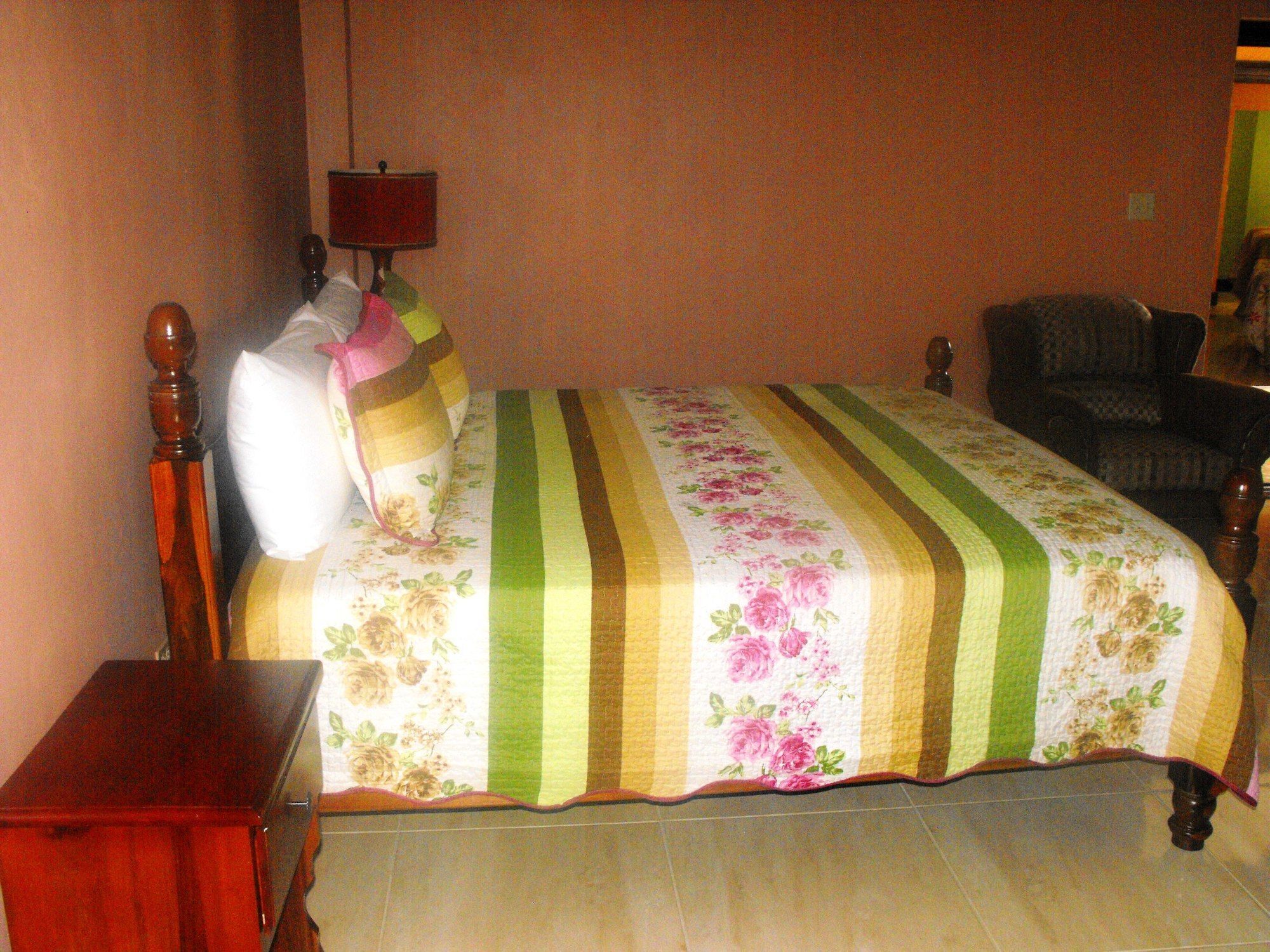 Hotel Tropik Leadonna Montego Bay Extérieur photo