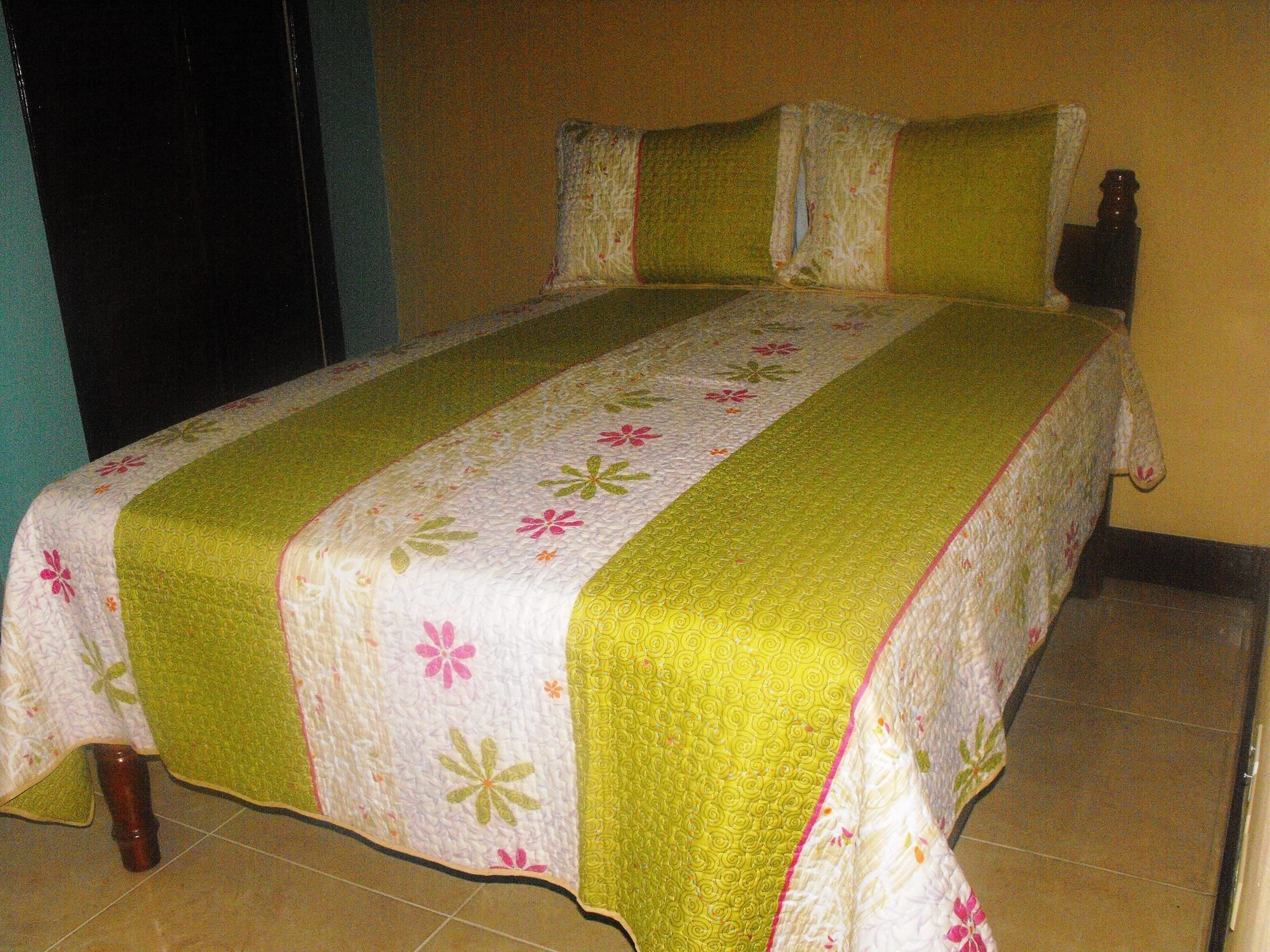 Hotel Tropik Leadonna Montego Bay Extérieur photo