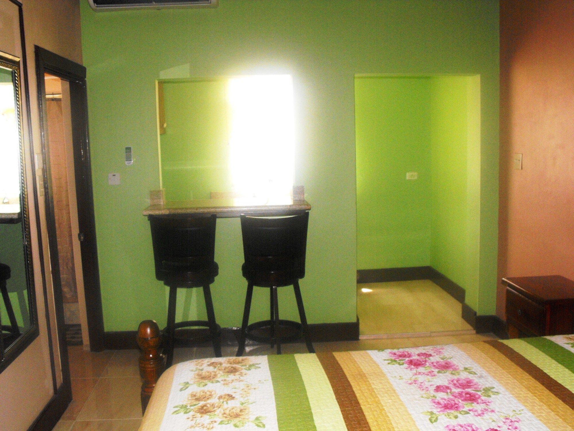 Hotel Tropik Leadonna Montego Bay Extérieur photo